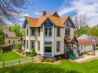 107 N Henderson St, Toulon, IL 61483