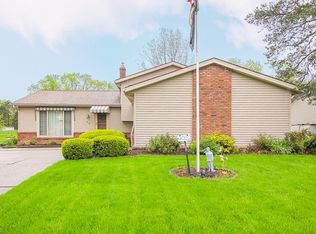 39 Claremont Dr, Brunswick, OH 44212