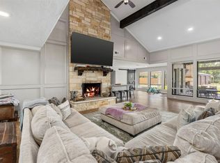 18022 Rogers Rd, New Waverly, TX 77358
