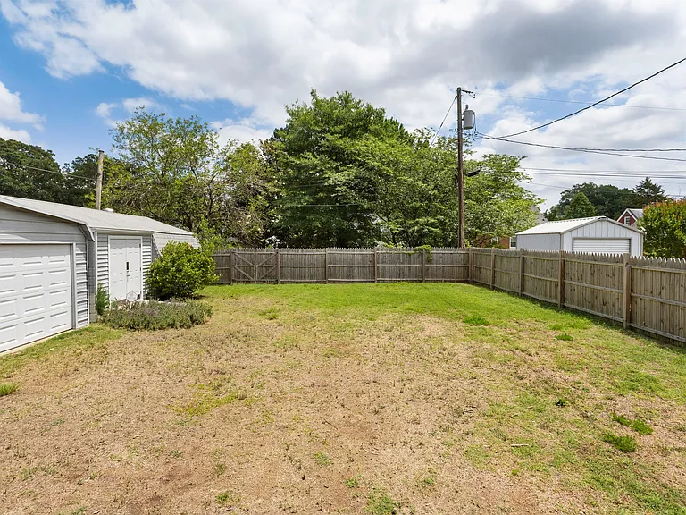2307 Rawlings Ct — Photo 46
