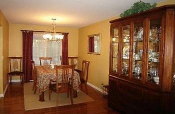 5th image of 928 Interlaken Dr