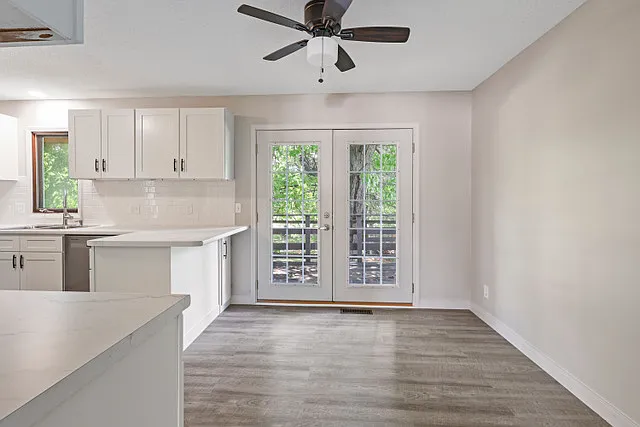 5827 Winnetka Ave N #1 — Photo 7