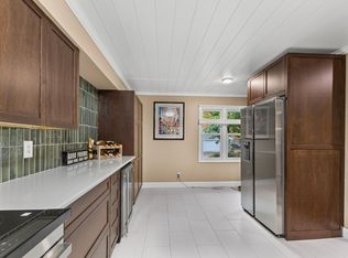 8845 Basswood Rd, Eden Prairie, MN 55344