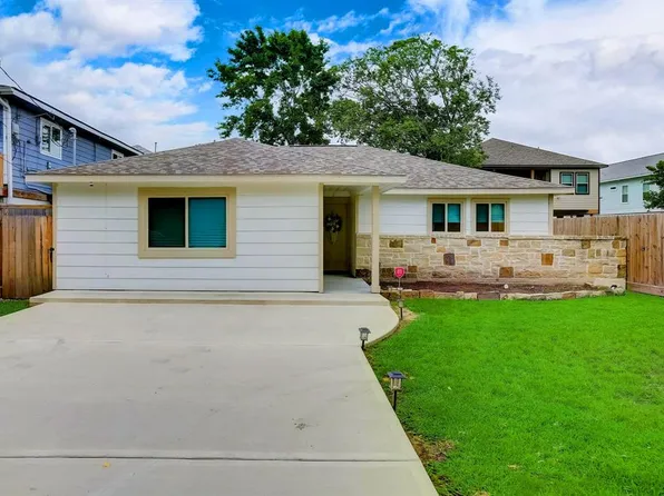 309 Lakeside Drive, Kemah, TX 77565