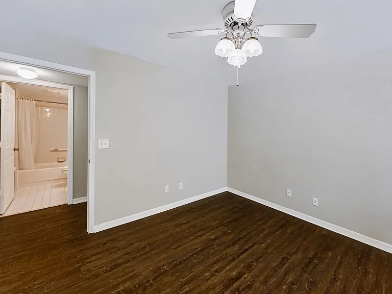 191 Bennington Dr #3 — Photo 31