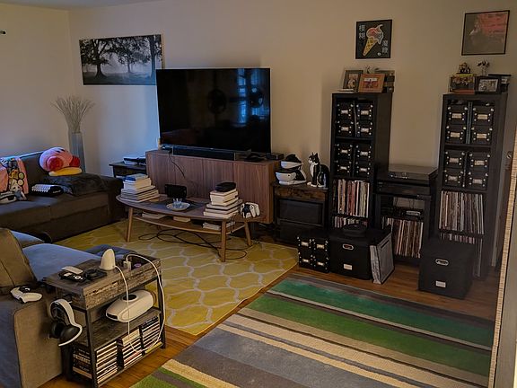 3rd image of 157 3rd Ave APT 3D