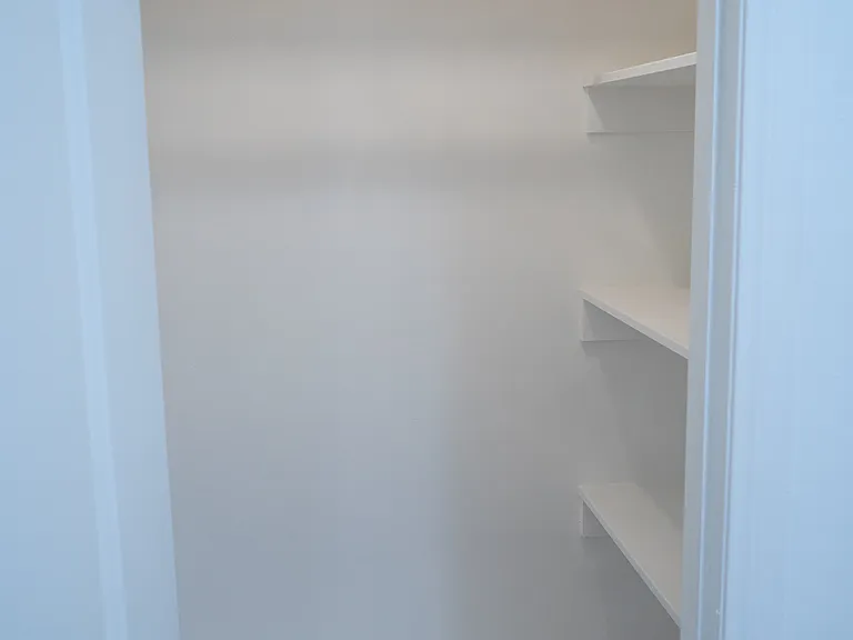 8192 Laurelmont Dr — Photo 18