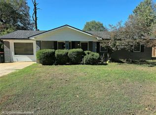 12 S 40th St, Van Buren, AR 72956