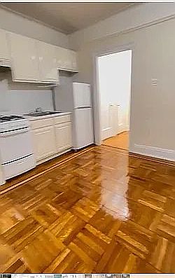 2nd image of 6740 Yellowstone Blvd APT 6M
