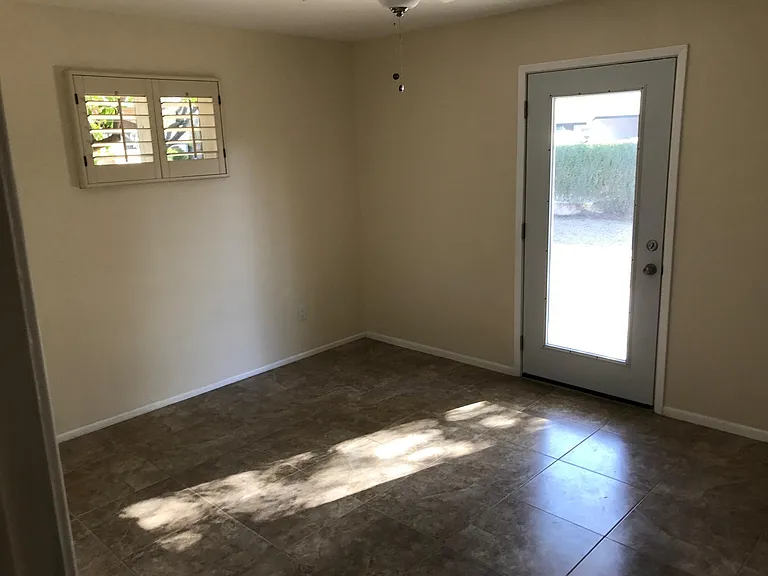 408 E Aepli Dr — Photo 11
