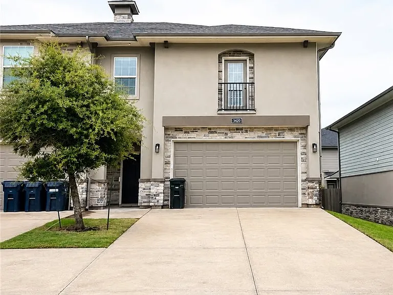 3420 Summerway Dr — Photo 1