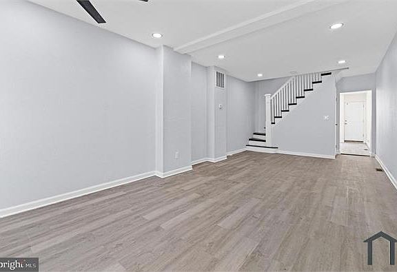 4th image of 1669 N Milton Ave
