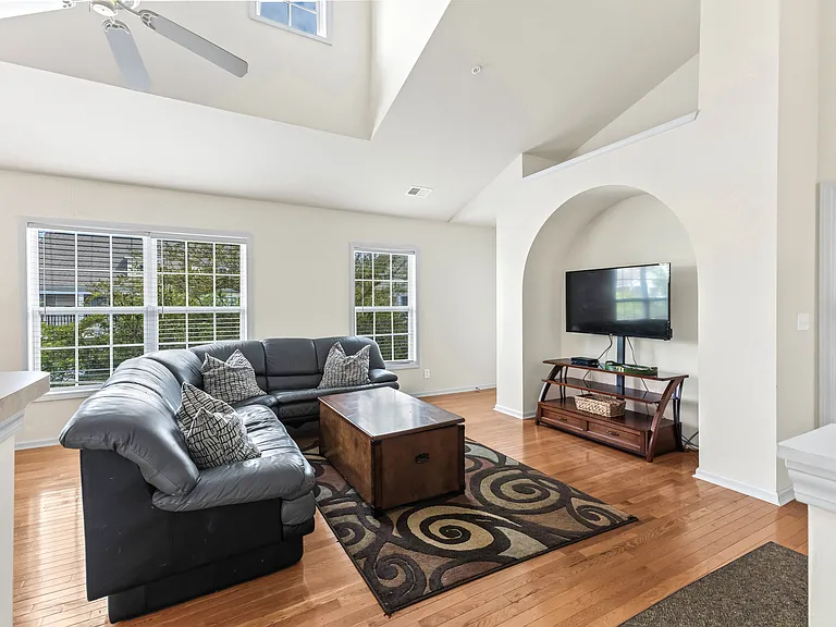 400 Black Smith Ln #A — Photo 18
