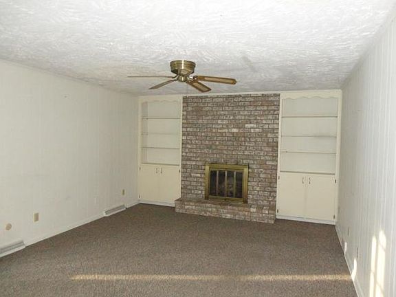 5th image of 533 Oakridge Dr