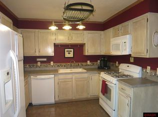 204 Connie Ln, Eagle Lake, MN 56024