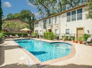 3320 Reagan St APT 113, Dallas, TX 75219