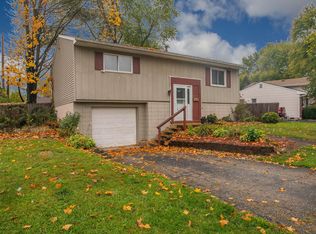 5185 Rutledge Dr S, Columbus, OH 43232