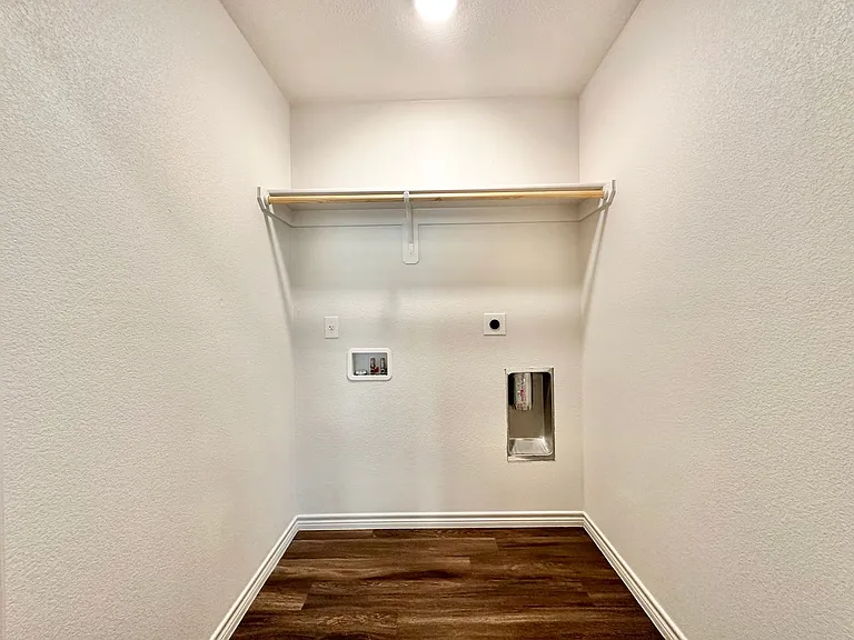 1708 Clovis Dr — Photo 36