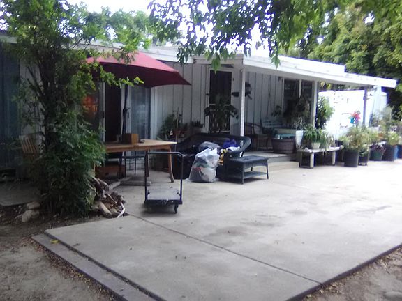 3rd image of 107 Fraser Ln