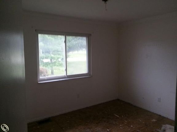 5th image of 2090 Emeline St #1