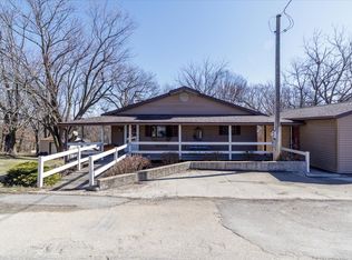 1275 Holiday Ln, Brooklyn, IA 52211