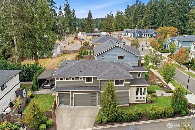 3rd image of 16013 SE 140th Street
