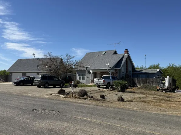 1613 Fig Ave, Patterson, CA 95363