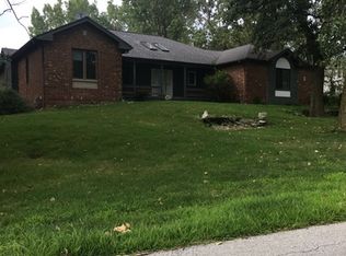 3308 E Forestview Trl, Crete, IL 60417