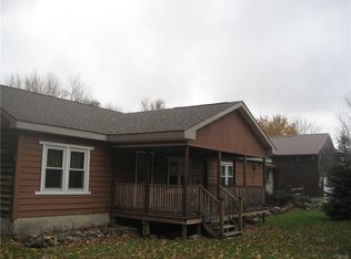 45 Maiden Lane Rd, Oswego, NY 13126