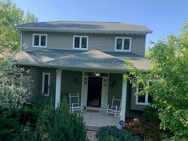 1st image of 3184 Burke Rd