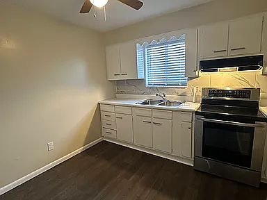 2nd image of 4201 Roosevelt Blvd APT 4