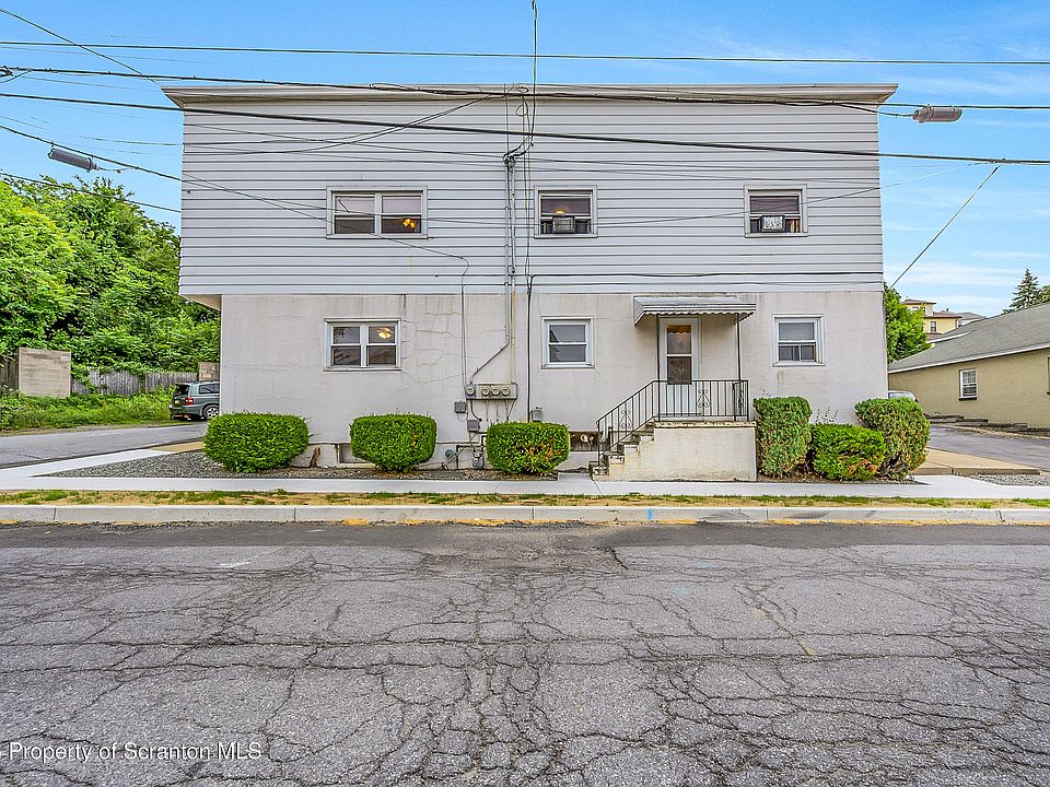 1st image of 535 Chestnut St