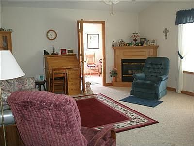 2nd image of 2613 Ridge Rd