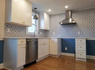 72 Canterbury Ln, Buffalo, NY 14217