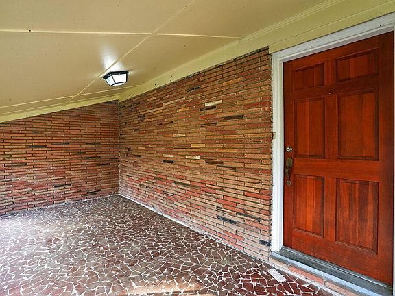 4th image of 1622 Wynnewood Rd