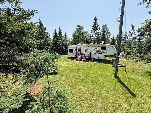 3rd image of 972 Portage Vale Rd