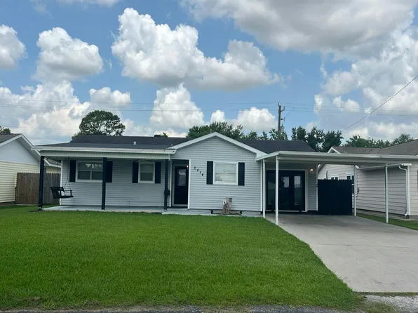 2414 Hampton Ln, Port Neches, TX 77651