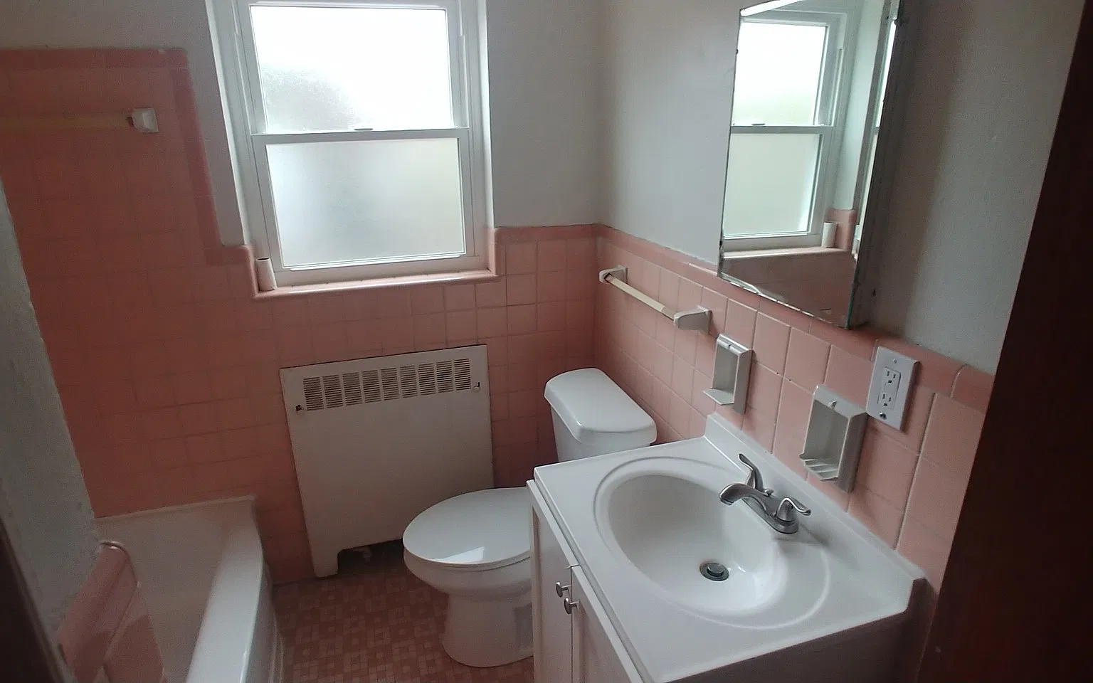 1640 Anita Place — Photo 4