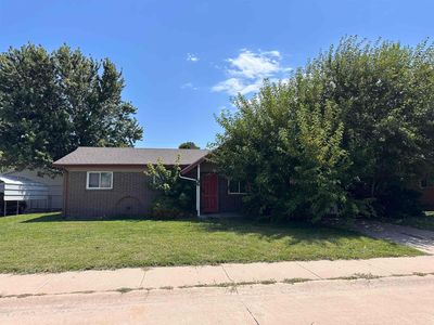 5931 Rosewood Dr, Great Bend, KS, 67530