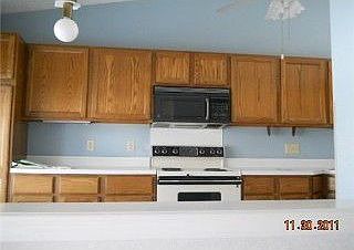 2nd image of 1126 Summergreen Ln
