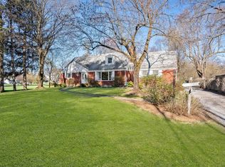 204 Vassar Rd, Poughkeepsie, NY 12603