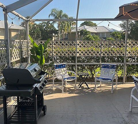 3rd image of 2921 SW Lakemont Pl #2921