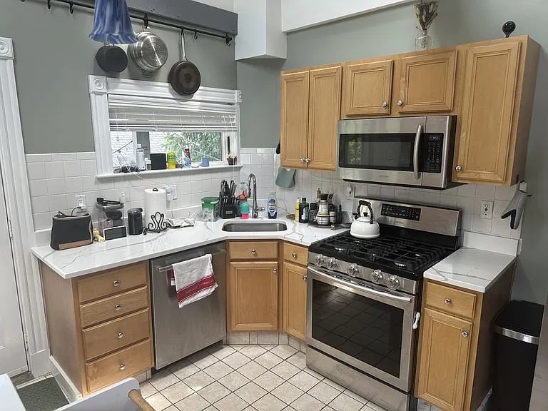 13 Saint James St #2 — Photo 2