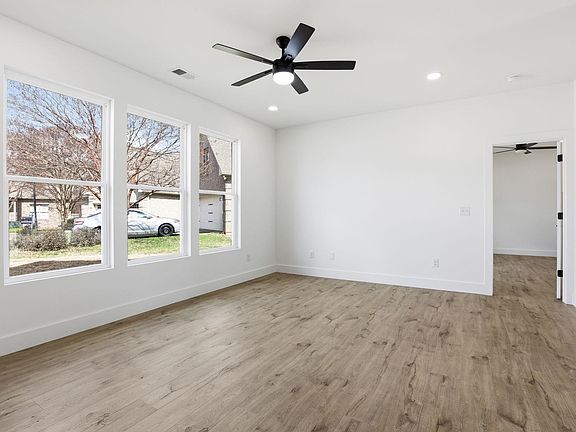 3rd image of 432 Ambiance Ct