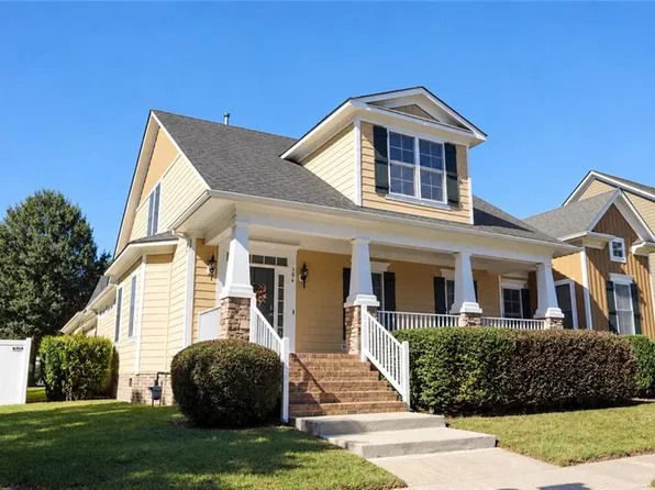 306 Wildlife Trce, Chesapeake, VA 23320