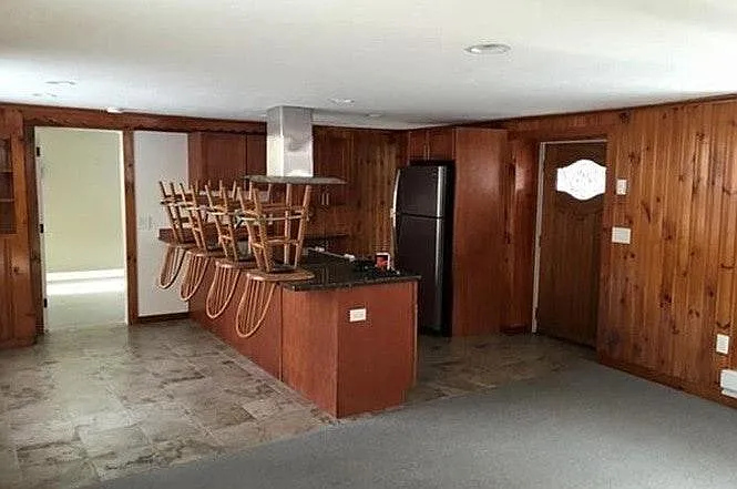 70 Newton St — Photo 3