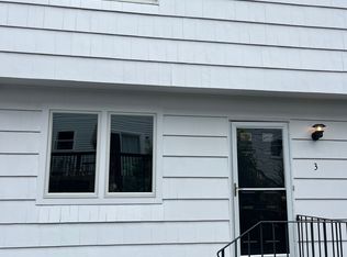 426 Courtland Ave APT 3, Stamford, CT 06906