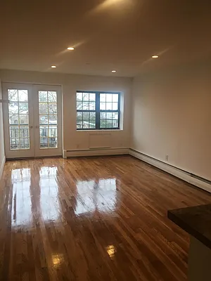 Rented by Triplemint | media 7