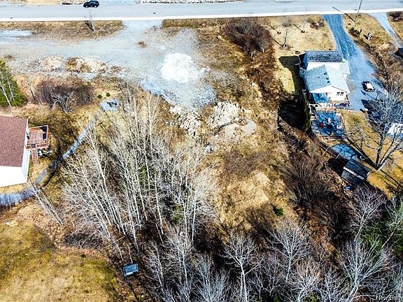 5th image of 45 Old Coach Rd