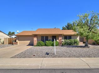 6604 W Sunnyside Dr, Glendale, AZ 85304